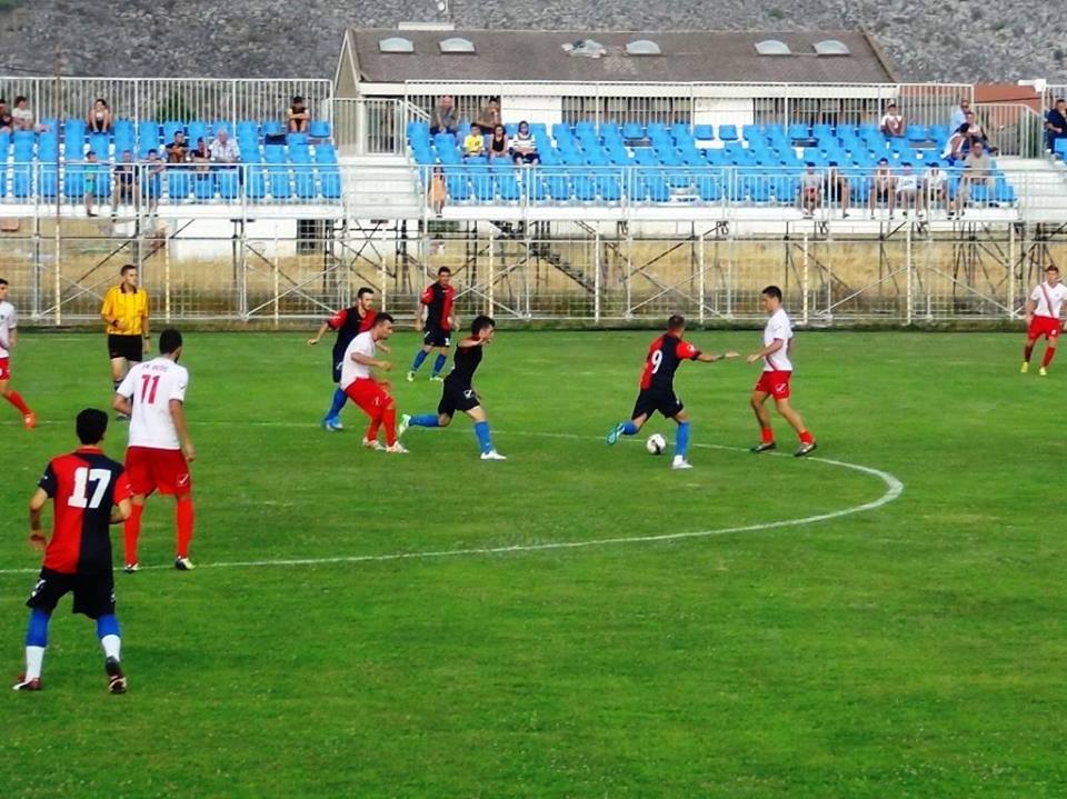 Humbet edhe miqÃ«soren e tretÃ«, Vllaznia shqetÃ«son