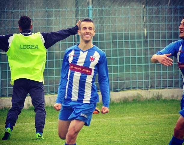 Berat Ahmeti te Vllaznia, nesÃ«r kontrata dhe prezantimi